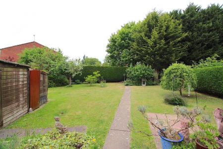 3 bedroom Semi-detached house for sale in Charlecote Avenue, Braunstone Town, LE3