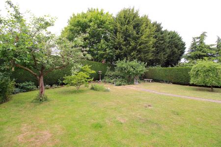 3 bedroom Semi-detached house for sale in Charlecote Avenue, Braunstone Town, LE3
