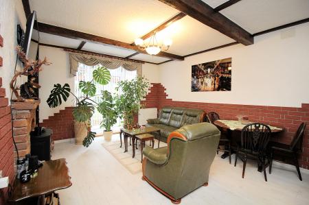 3 bedroom End of terrace house for sale in Charnor Road, Leicester, LE3