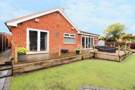 4 bedroom Detached bungalow for sale in Charnwood Close, Leicester Forest East, LE3