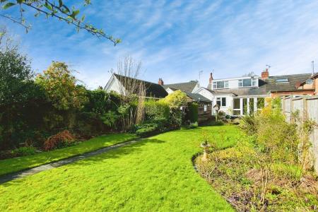 4 bedroom Semi-detached bungalow for sale in Charnwood Drive, Leicester Forest East, LE3