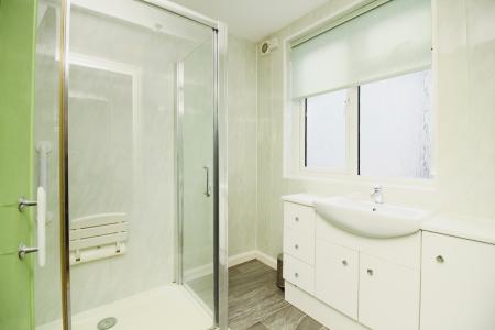 4 bedroom Semi-detached bungalow for sale in Charnwood Drive, Leicester Forest East, LE3