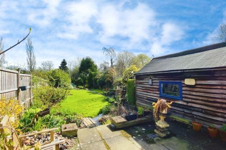 4 bedroom Semi-detached bungalow for sale in Charnwood Drive, Leicester Forest East, LE3