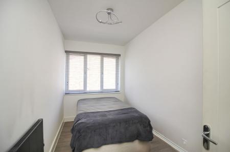 2 bedroom Flat for sale in Cherry Tree Court, Kirby Muxloe, LE9