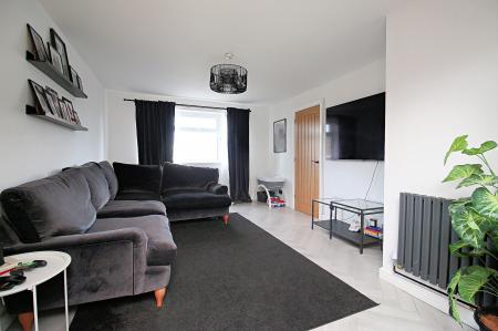 4 bedroom Detached house for sale in Claybrook Avenue, Braunstone Town, LE3