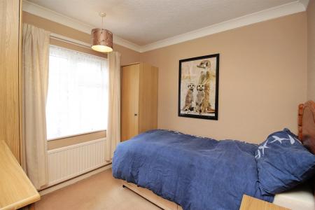 3 bedroom Semi-detached house for sale in Cokayne Road, Leicester, LE3