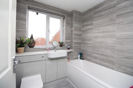 3 bedroom Semi-detached house for sale in Columbus Lane, Earl Shilton, LE9