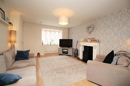 3 bedroom Semi-detached house for sale in Columbus Lane, Earl Shilton, LE9