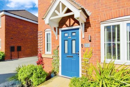 3 bedroom Detached house for sale in Cortanis Lane, Desford, LE9