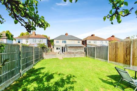 3 bedroom Semi-detached house for sale in Coventry Road, Hinckley, LE10