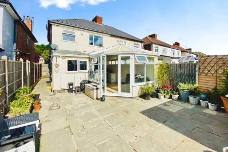 3 bedroom Semi-detached house for sale in Coventry Road, Hinckley, LE10