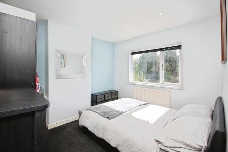 3 bedroom Semi-detached house for sale in Coventry Road, Hinckley, LE10