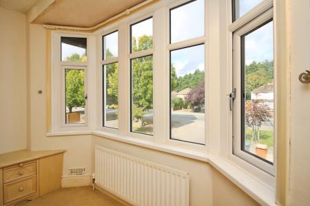 3 bedroom Semi-detached house for sale in Coventry Road, Hinckley, LE10