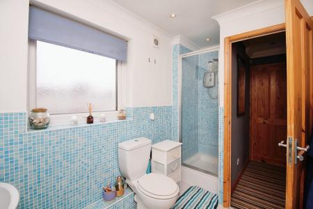 2 bedroom Terraced House for sale in Cuffling Drive, Leicester, LE3