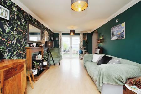 2 bedroom Terraced House for sale in Cuffling Drive, Leicester, LE3