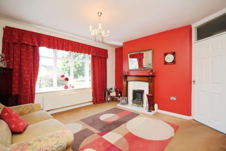 2 bedroom Semi-detached bungalow for sale in Danehill, Ratby, LE6