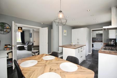 3 bedroom Detached house for sale in Darien Way, Thorpe Astley, LE3