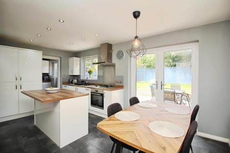 3 bedroom Detached house for sale in Darien Way, Thorpe Astley, LE3