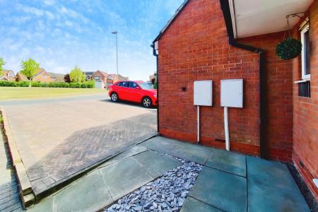 4 bedroom Semi-detached house for sale in Darien Way, Thorpe Astley, LE3