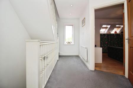 4 bedroom Semi-detached house for sale in Darien Way, Thorpe Astley, LE3