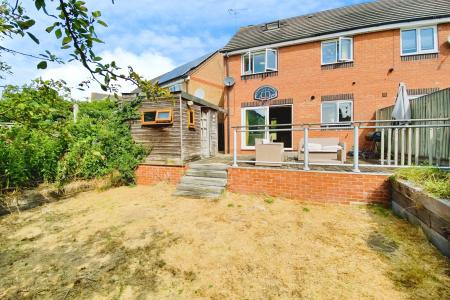 4 bedroom Semi-detached house for sale in Darien Way, Thorpe Astley, LE3