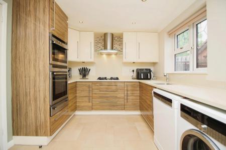 3 bedroom Detached house for sale in Denton Street, Leicester, LE3