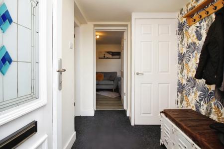 4 bedroom Semi-detached house for sale in Derwent Close, Earl Shilton, LE9