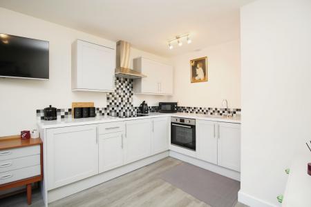 4 bedroom Semi-detached house for sale in Derwent Close, Earl Shilton, LE9