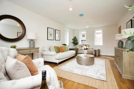 4 bedroom Detached house for sale in Oaklands, Desford Road, Kirby Muxloe, LE9