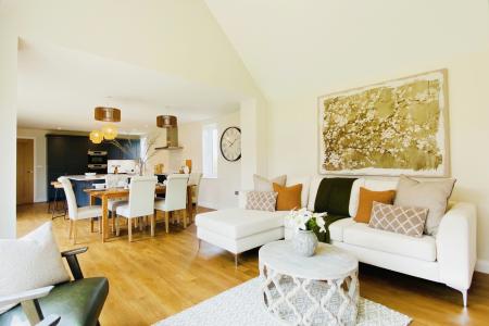 4 bedroom Detached house for sale in Oaklands, Desford Road, Kirby Muxloe, LE9