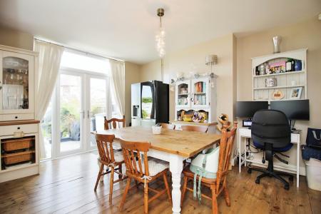 3 bedroom Semi-detached house for sale in Dorchester Road, Western Park, Leicester, LE3