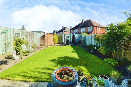 3 bedroom Semi-detached house for sale in Dorchester Road, Western Park, Leicester, LE3