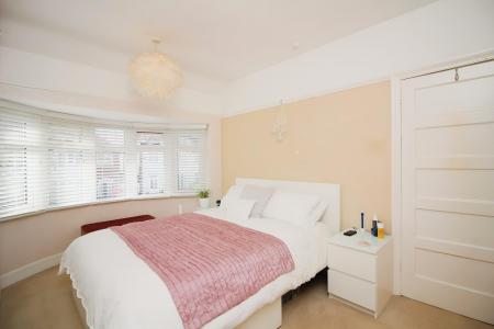 3 bedroom Semi-detached house for sale in Dorchester Road, Western Park, Leicester, LE3