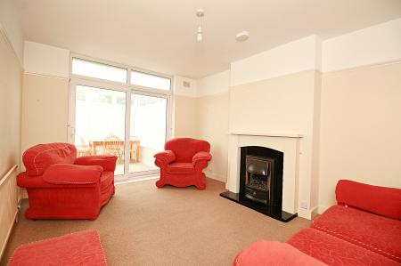 3 bedroom Semi-detached house for sale in Dorchester Road, Leicester, LE3