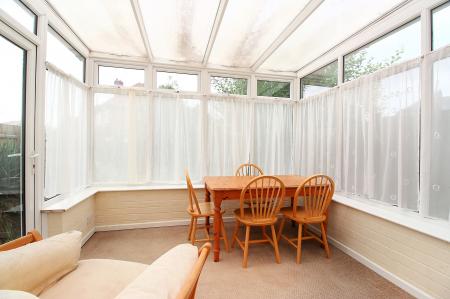 3 bedroom Semi-detached house for sale in Dorchester Road, Leicester, LE3