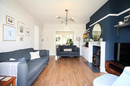 3 bedroom Semi-detached house for sale in Dorchester Road, Leicester, LE3