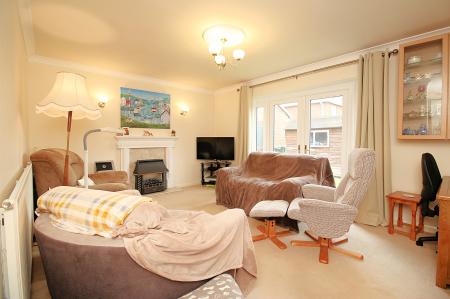 3 bedroom Detached bungalow for sale in Dovecote Close, Sapcote, LE9