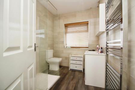 2 bedroom End of terrace house for sale in Dragon Lane, Newbold Verdon, LE9