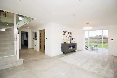 5 bedroom Detached house for sale in Dunton Road, Broughton Astley, LE9