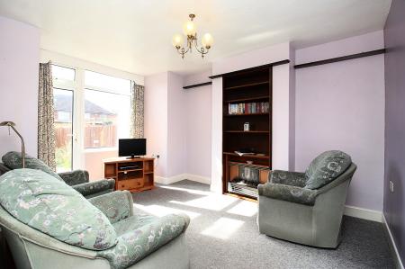 3 bedroom Semi-detached house for sale in Edward Avenue, Braunstone Town, LE3