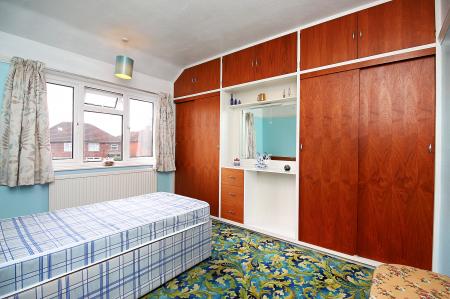 3 bedroom Semi-detached house for sale in Edward Avenue, Braunstone Town, LE3