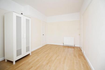 3 bedroom Semi-detached house for sale in Elmsthorpe Rise, Braunstone, LE3