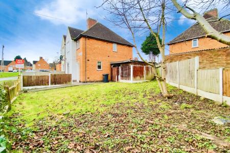 3 bedroom Semi-detached house for sale in Elmsthorpe Rise, Braunstone, LE3