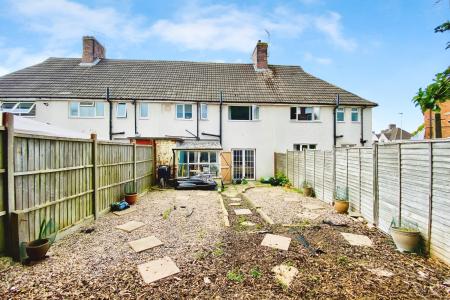 3 bedroom Terraced House for sale in Erdyngton Road, Braunstone, LE3