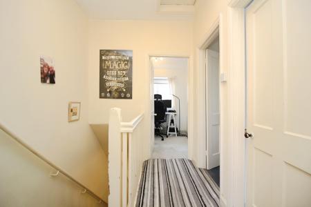 3 bedroom Terraced House for sale in Erdyngton Road, Braunstone, LE3