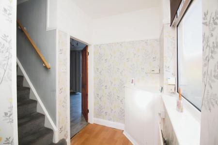 3 bedroom Semi-detached house for sale in Evelyn Drive, Leicester, LE3