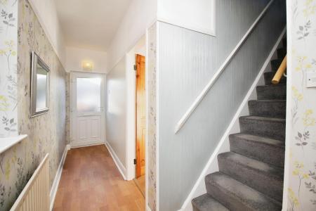 3 bedroom Semi-detached house for sale in Evelyn Drive, Leicester, LE3