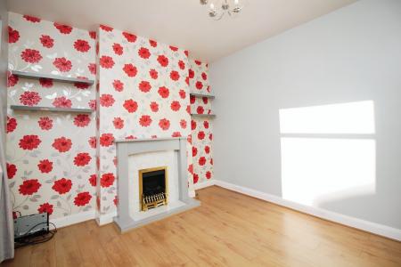 3 bedroom Semi-detached house for sale in Evelyn Drive, Leicester, LE3
