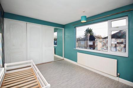3 bedroom Semi-detached house for sale in Evelyn Drive, Leicester, LE3