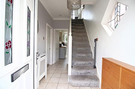 3 bedroom Semi-detached house for sale in Fairbourne Road, Braunstone Town, LE3